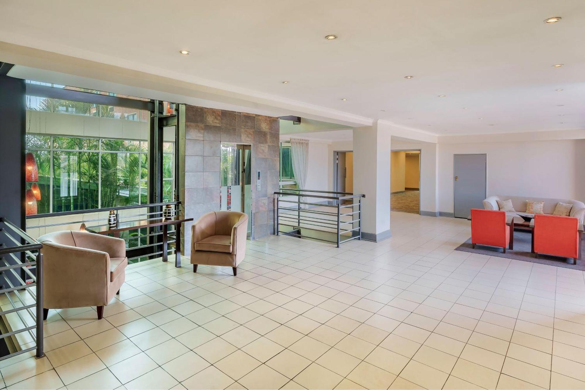 Protea Hotel By Marriott Lusaka Dış mekan fotoğraf