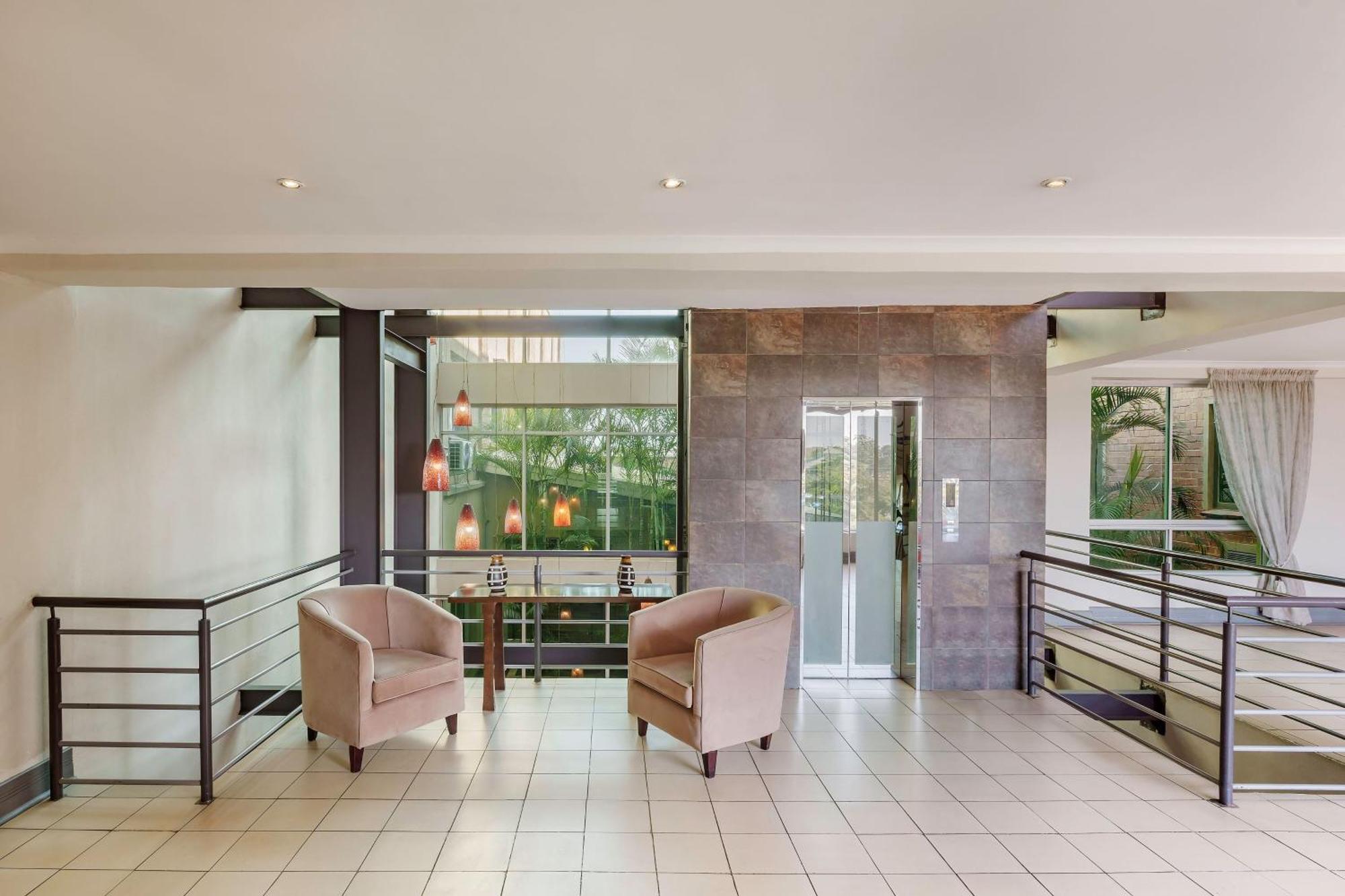 Protea Hotel By Marriott Lusaka Dış mekan fotoğraf