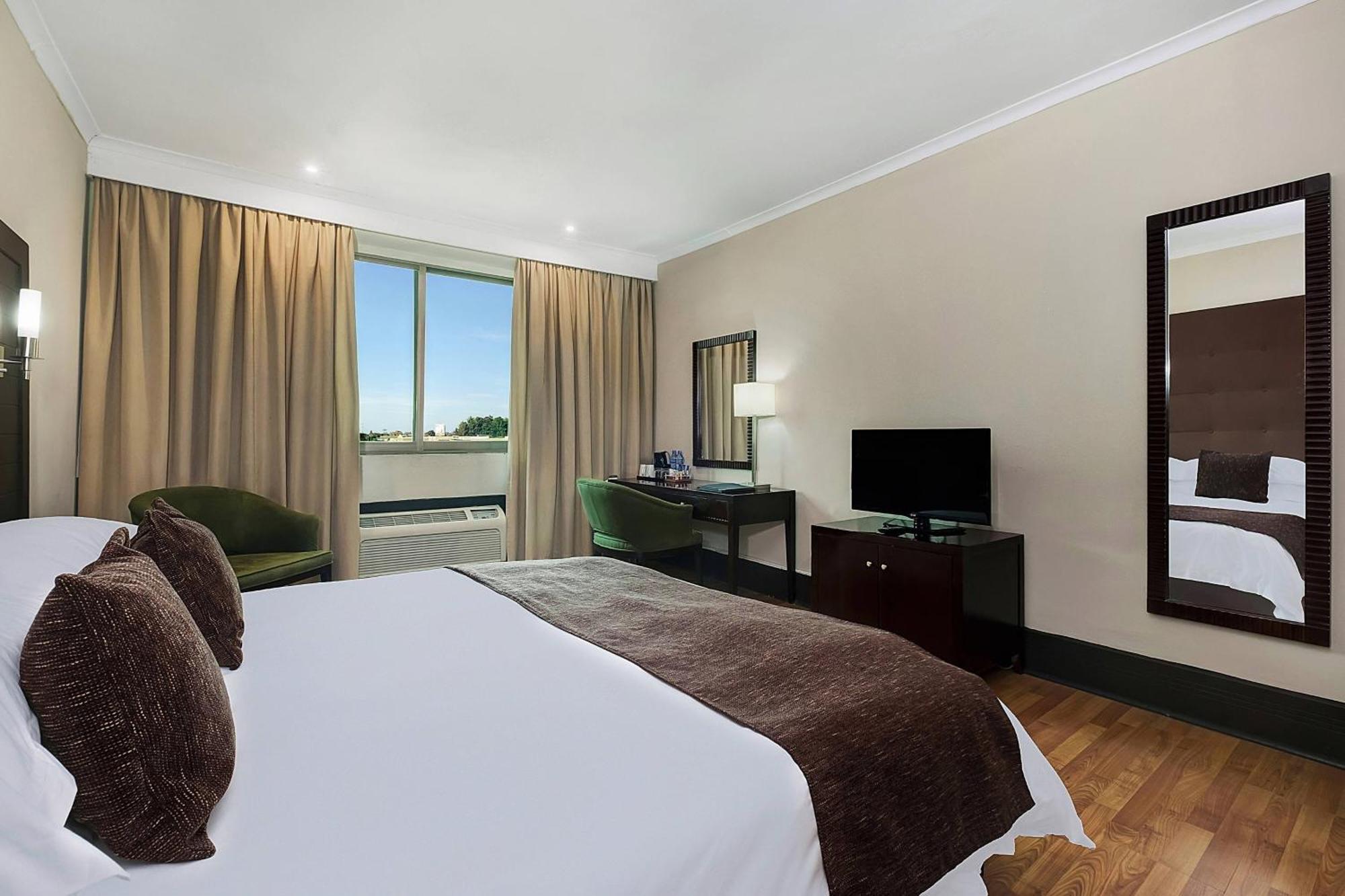 Protea Hotel By Marriott Lusaka Dış mekan fotoğraf