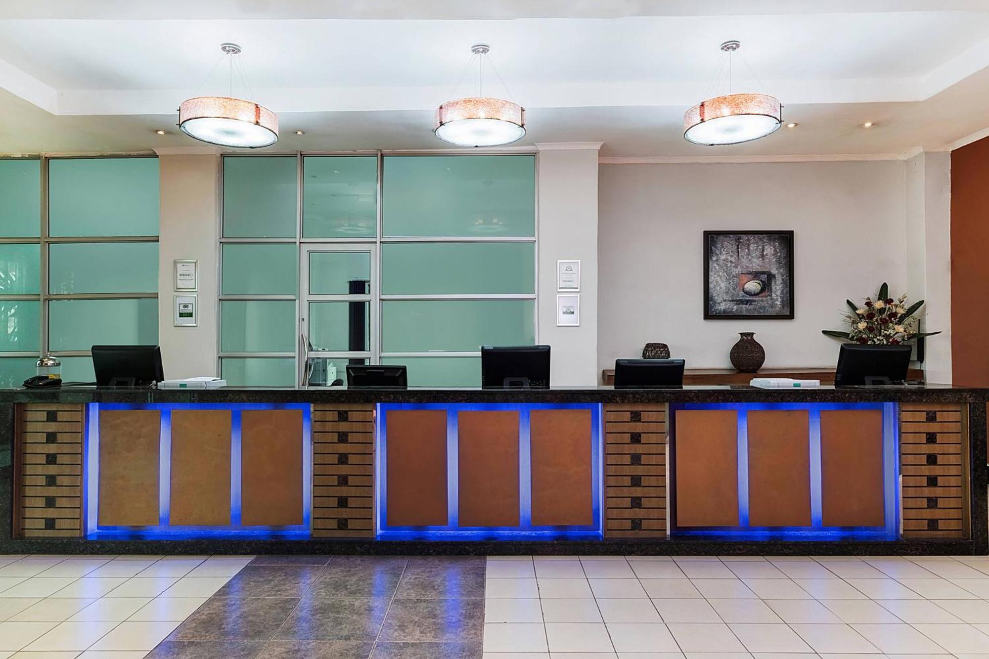 Protea Hotel By Marriott Lusaka Dış mekan fotoğraf