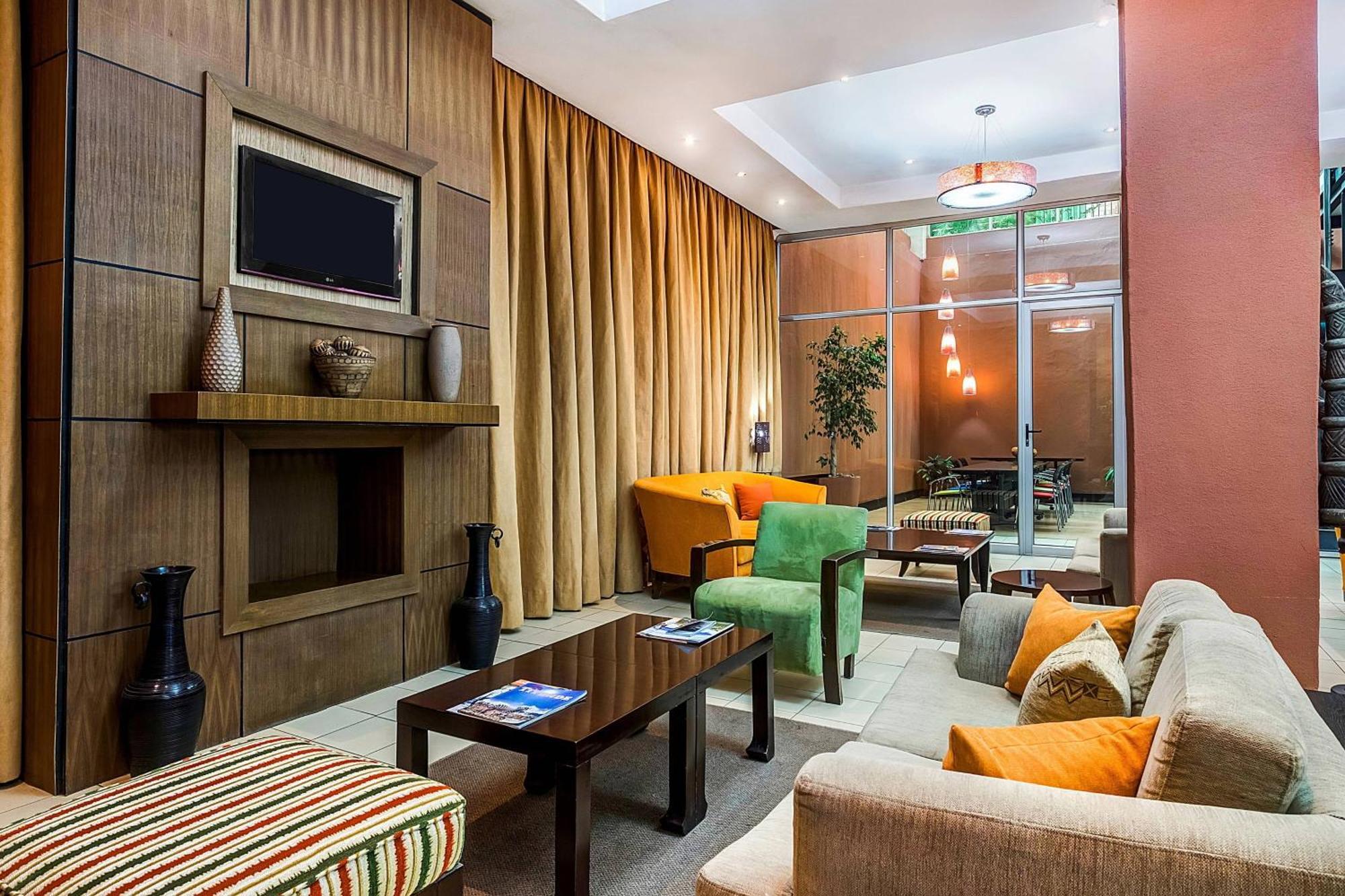 Protea Hotel By Marriott Lusaka Dış mekan fotoğraf