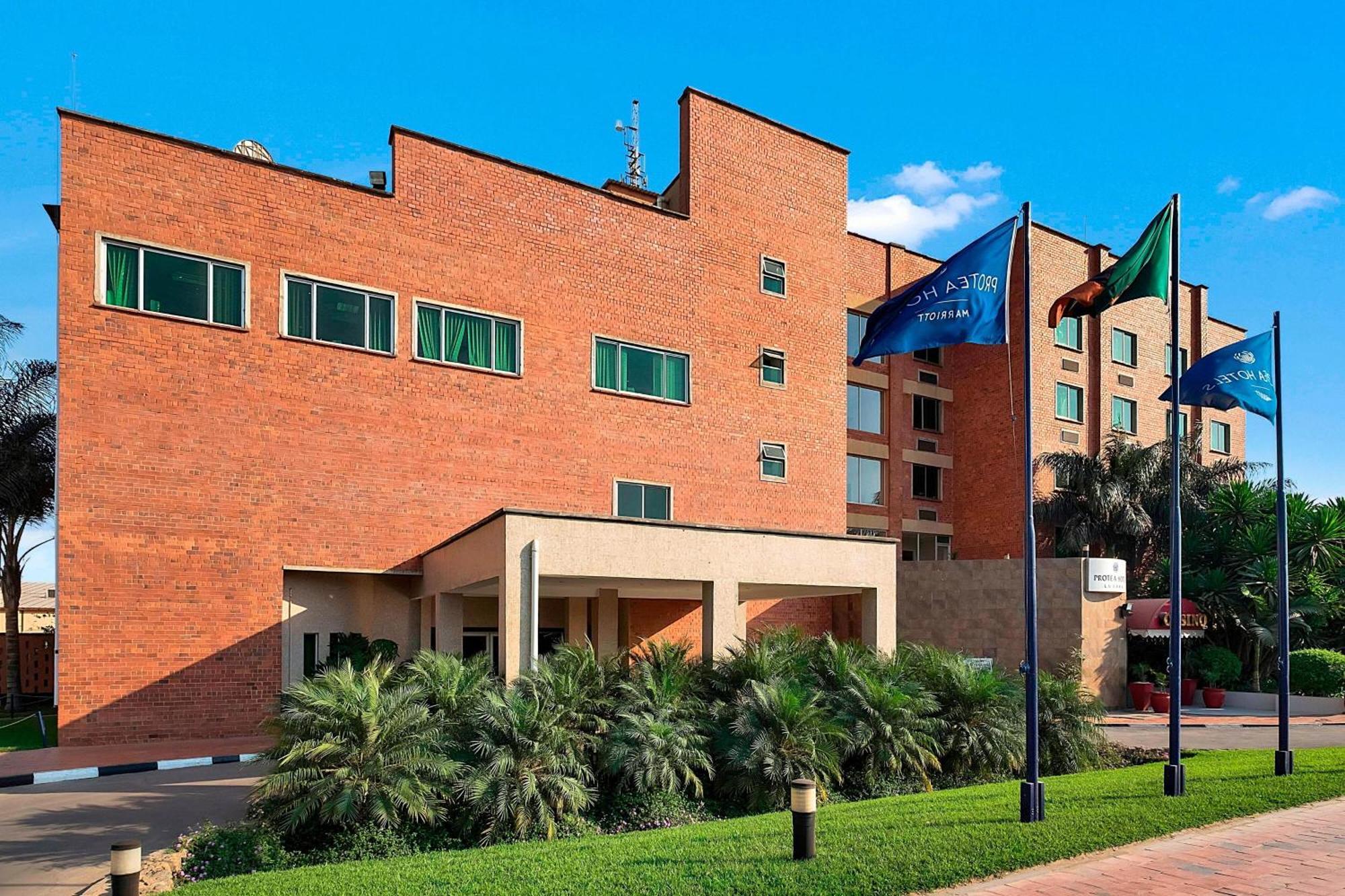 Protea Hotel By Marriott Lusaka Dış mekan fotoğraf