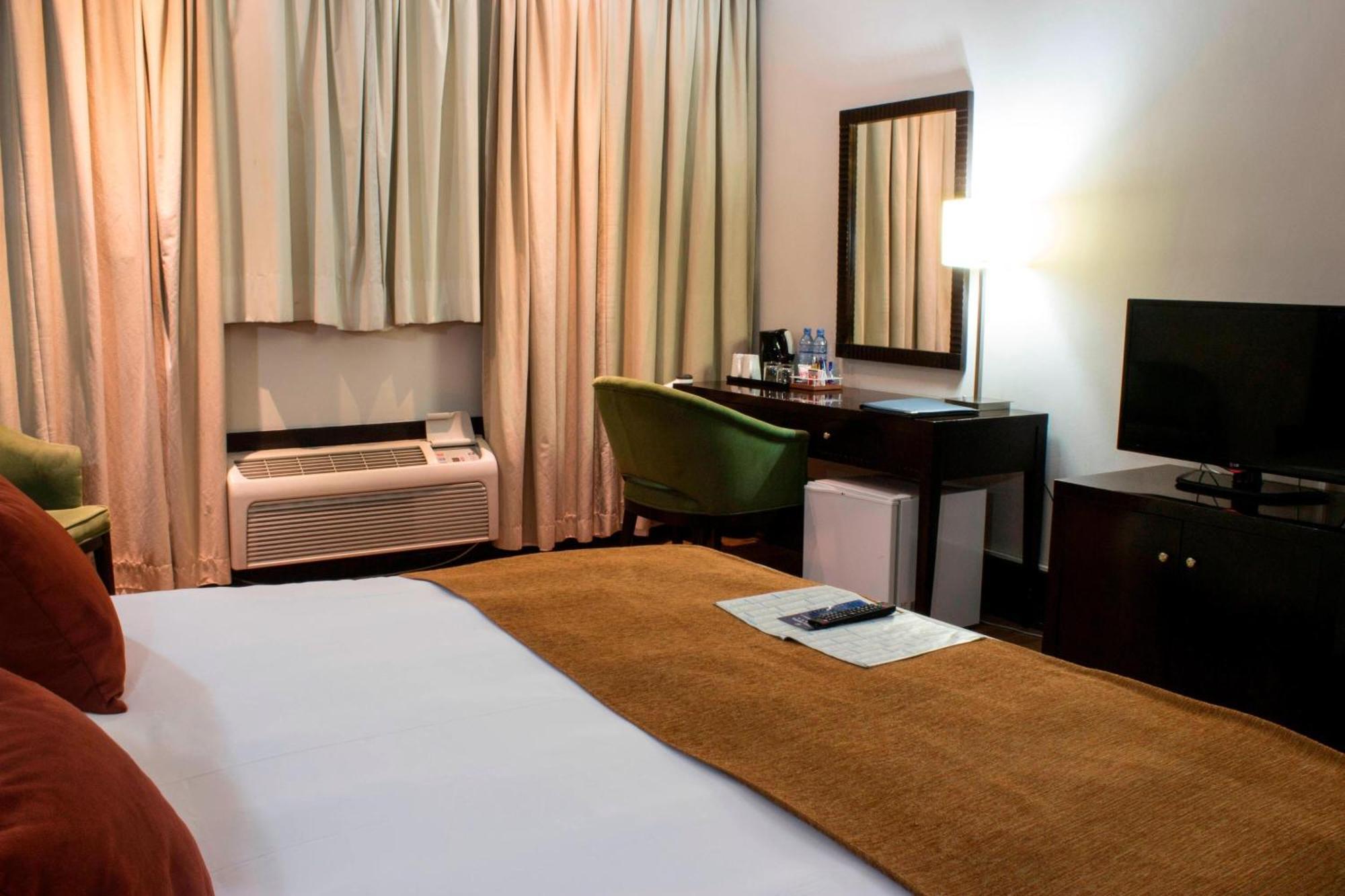 Protea Hotel By Marriott Lusaka Dış mekan fotoğraf