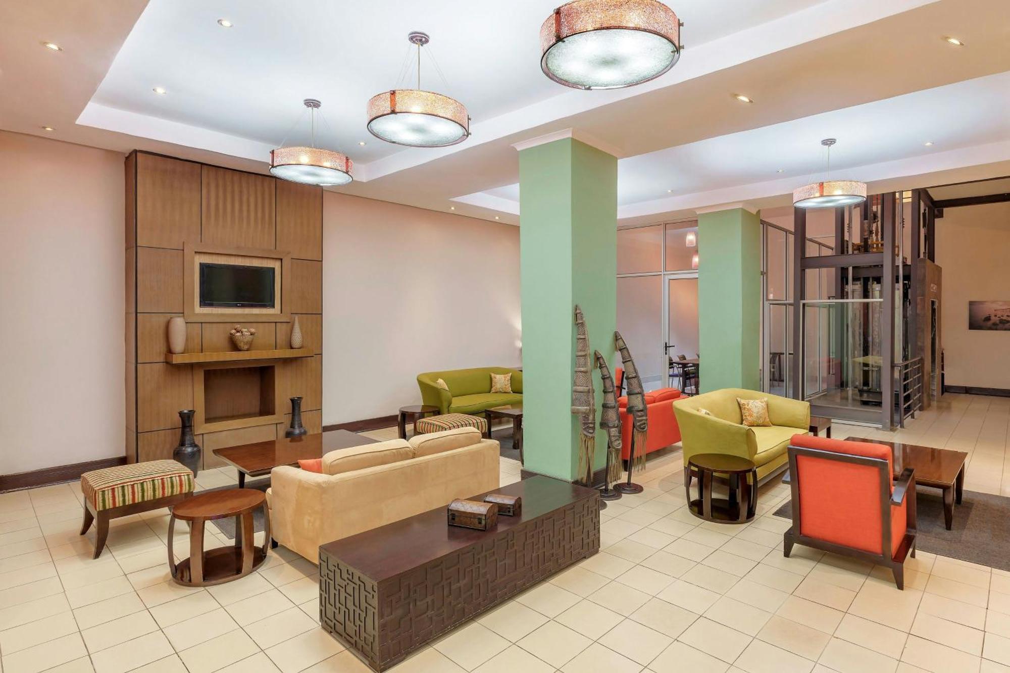 Protea Hotel By Marriott Lusaka Dış mekan fotoğraf
