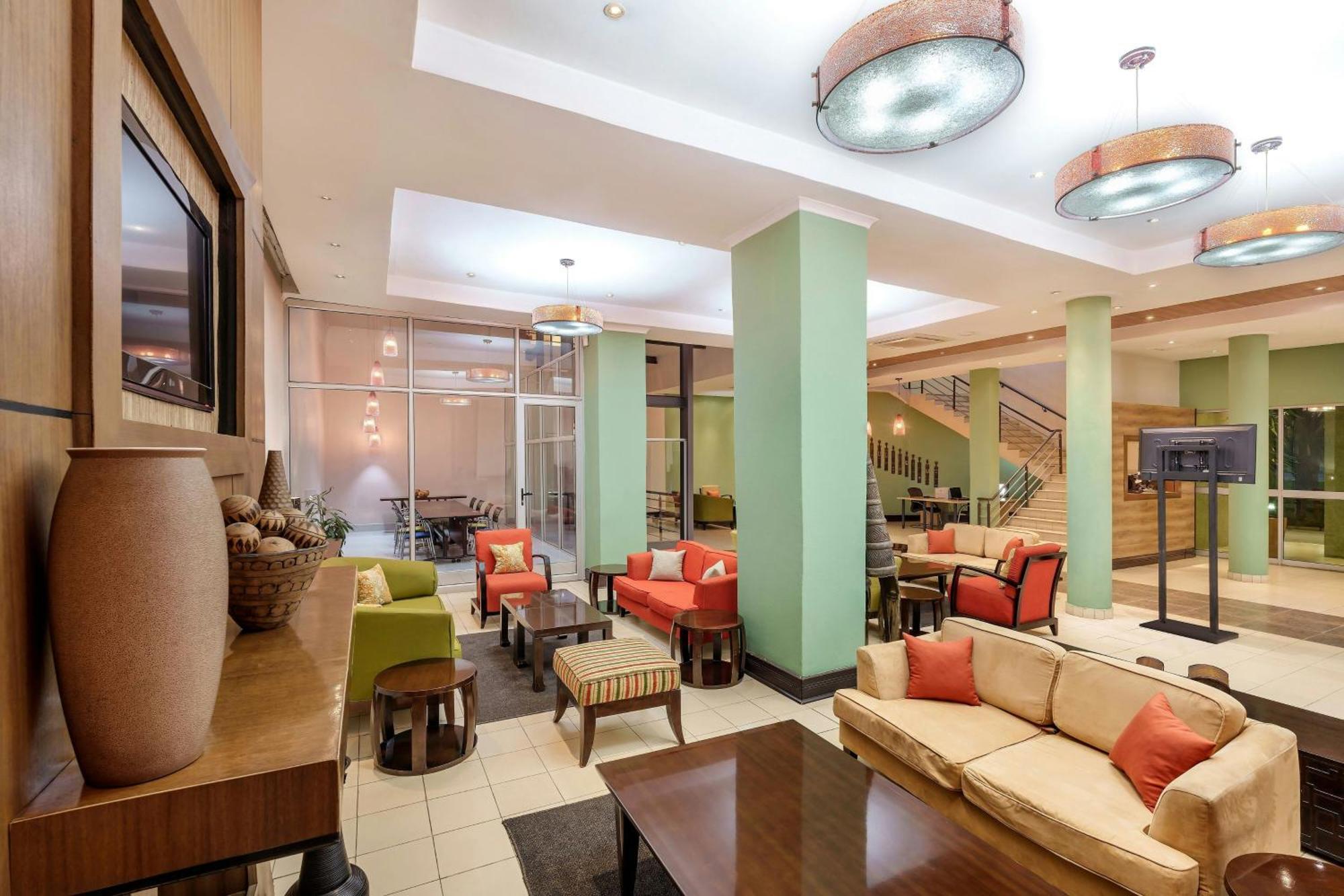 Protea Hotel By Marriott Lusaka Dış mekan fotoğraf
